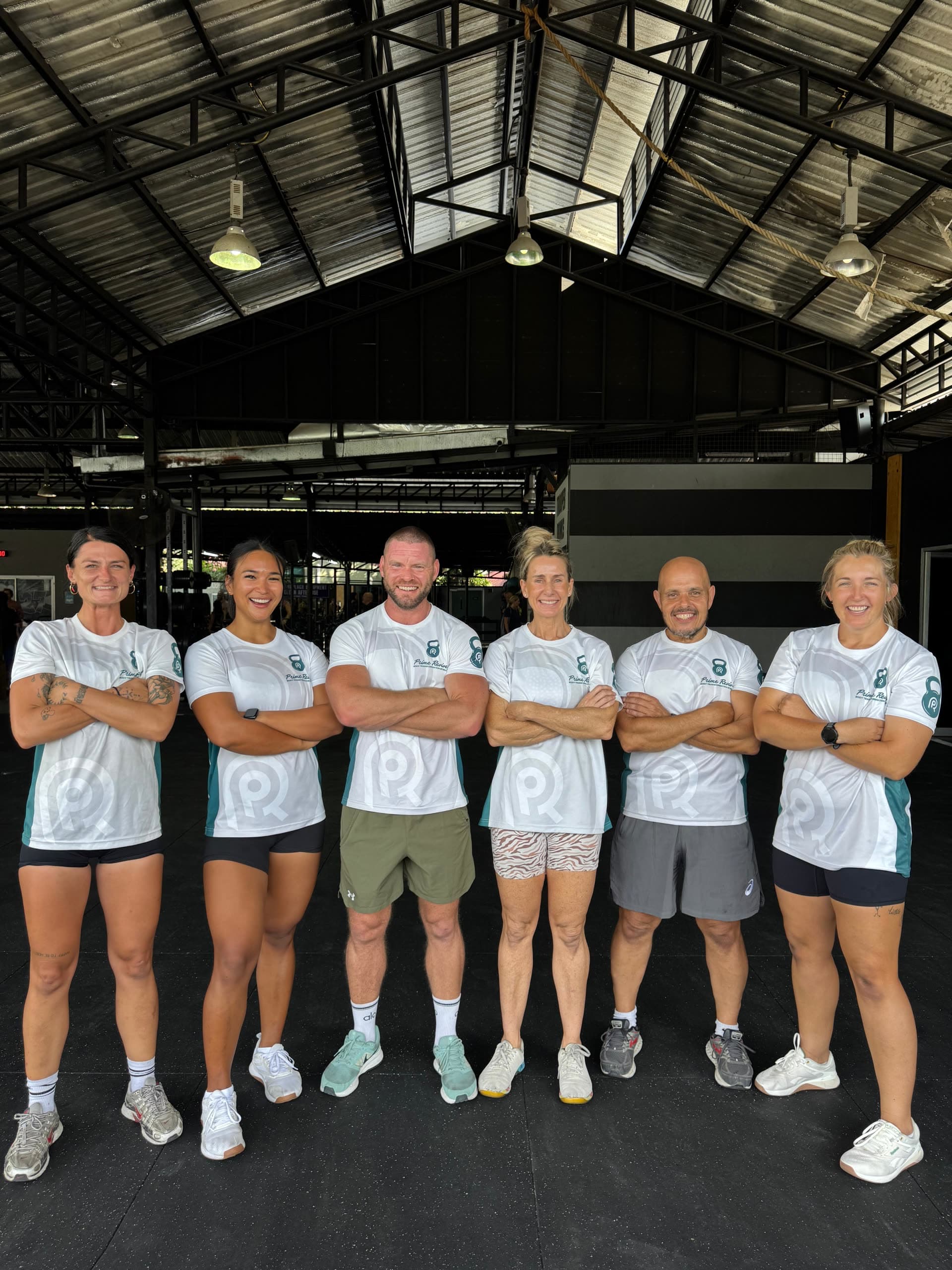 1 Coach for every 4 guests.